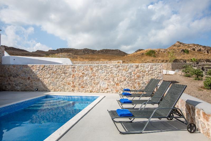 Desiterra Resort Suites & Villas Karterados  Exterior foto